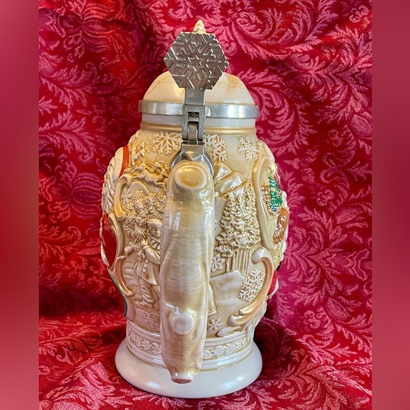 Avon Father Christmas Stein NIB 1994 - Picture 4 of 10